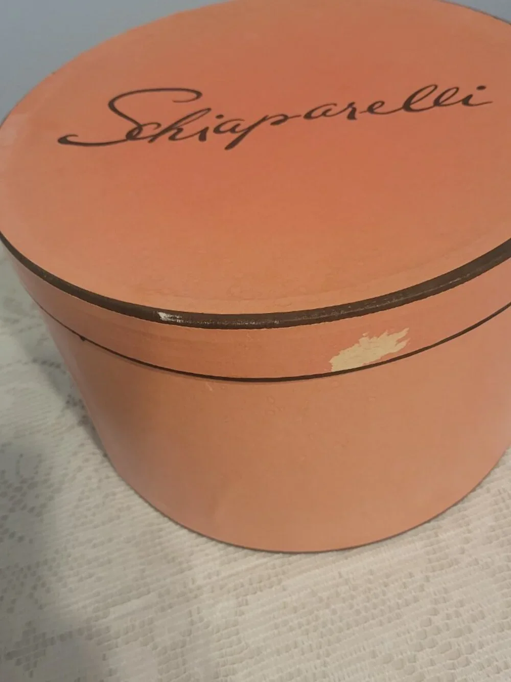 Vintage Fur Hat with Rare Schiaparelli Hat Box - Picture 4 of 6